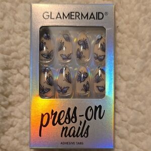 GLAMERMAID Butterfly Press-On Nails - Purple and Cream